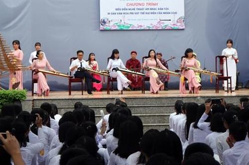 Chương trình âm nhạc học đường tại Trường THPT Phú Nhuận