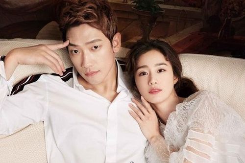 Vợ chồng Bi Rain, Kim Tae Hee đón con gái thứ hai