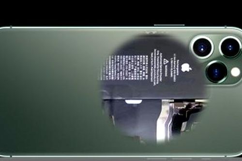 'Mổ bụng' iPhone 11 Pro Max, xác nhận viên pin 'khủng'