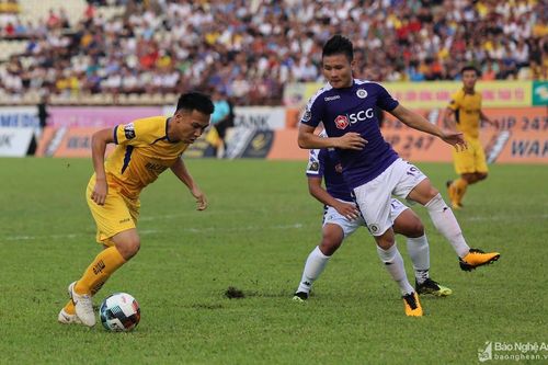 Sông Lam Nghệ An thất thủ trước CLB Hà Nội trên sân Vinh