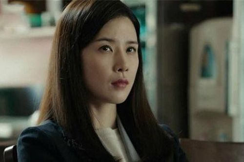 Chị chồng về chơi ném cho cả chậu quần áo 'nhờ giặt hộ', tôi chỉ xoáy vài câu khiến chị ta tẽn tò