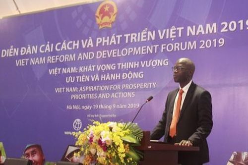 Chiến lược phát triển kinh tế phải tính đến bối cảnh địa phương và các bên tham gia