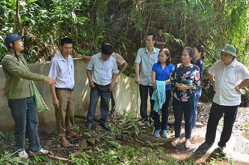 Cần chuyển từ phục vụ sang dịch vụ
