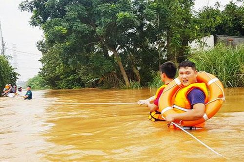 Thủy điện Trị An xả lũ gây ngập nặng vùng hạ du