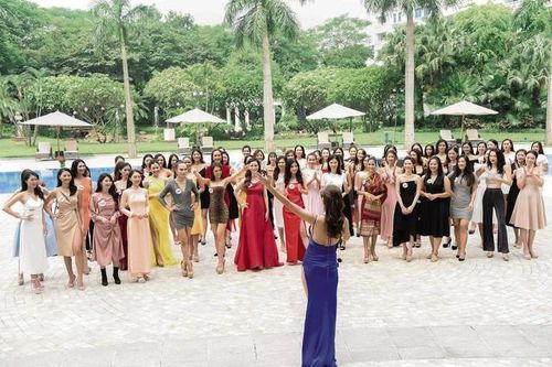 Miss Universe Việt Nam 2019: Lạ lùng Hoa hậu quốc tế thi lại Hoa hậu Việt Nam