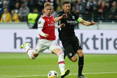 Arsenal thắng 3-0 ở trận ra quân Europa League