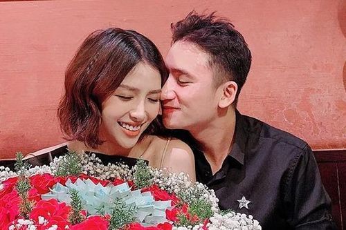 Phan Mạnh Quỳnh tình cảm chúc mừng sinh nhật bạn gái