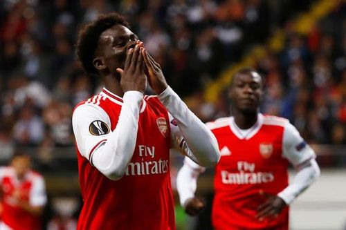 Tỏa sáng ở cúp C2, sao trẻ Arsenal được đánh giá hay hơn cả bom tấn 72 triệu bảng Pepe