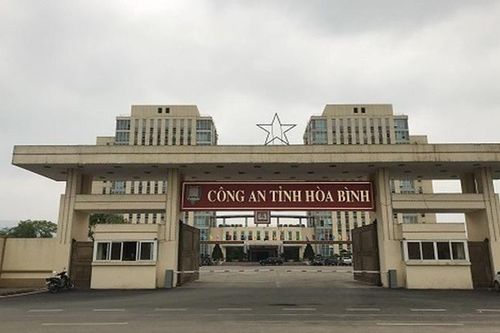 Hòa Bình kỷ luật bảy đảng viên có con được nâng điểm thi