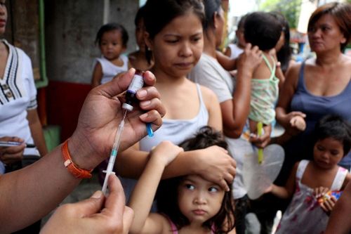 Bệnh bại liệt bùng phát trở lại, Philippines triển khai tiêm phòng vaccine trên toàn quốc