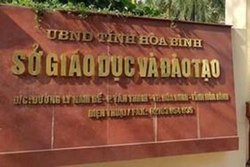 Hòa Bình kỷ luật nhiều đảng viên có con được nâng điểm thi