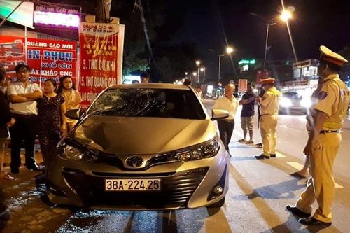 Hà Tĩnh: Lái xe trong tình trạng say xỉn, cán bộ Đảng ủy gây tai nạn chết người