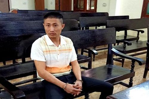 Giả danh công an để lừa tiền nhà hàng