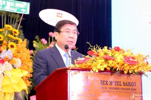 Chủ tịch UBND TP Hồ Chí Minh kêu gọi các doanh nghiệp quan tâm đầu tư vào Nghệ An