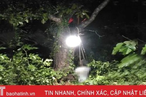 Phát hiện người đàn ông chết trong tư thế thắt cổ ở phố núi Hà Tĩnh