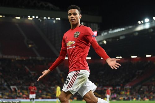 Giúp M.U thắng trận ra quân, Mason Greenwood đi vào lịch sử