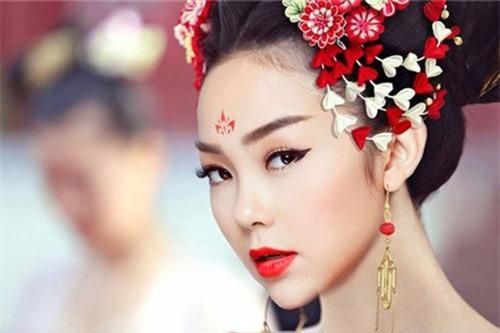 Ám ảnh sự tàn độc của Võ Tắc Thiên