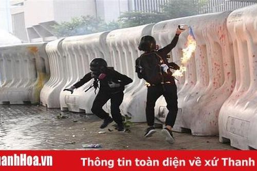 Cảnh sát Hong Kong bắt giữ 1.474 người trong các vụ biểu tình bạo lực