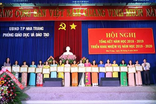 Phòng Giáo dục và Đào tạo TP. Nha Trang tổ chức hội nghị triển khai nhiệm vụ năm học 2019-2020