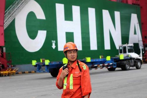 Ông Trump sẽ miễn thuế cho hơn 400 mặt hàng Trung Quốc