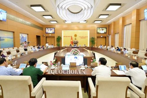 Bế mạc phiên họp thứ 37 của Ủy ban Thường vụ Quốc hội