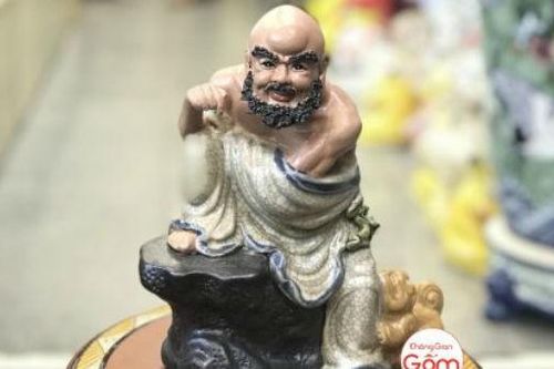 La Hán Tiếu Sư phóng hạ đồ đao, hộ trì Phật pháp, hóa độ chúng sanh