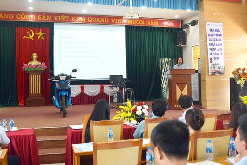 Tập huấn ATGT cho trên 180 cán bộ, giáo viên cấp THCS