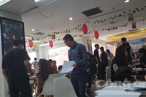Hôm nay nhân viên Alibaba mặc đồ thường tới công ty, trang web bị khóa