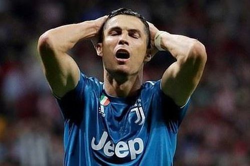 Juventus nhận bàn thua theo kịch bản khó tưởng tượng