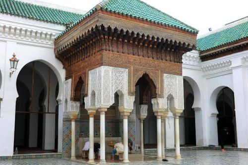 Trường đại học lâu đời nhất thế giới