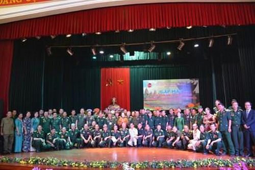 Gặp mặt kỷ niệm 30 năm Quân tình nguyện Việt Nam hoàn thành xuất sắc nhiệm vụ quốc tế ở Campuchia