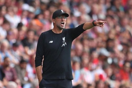 Klopp tỉnh táo trước 'cuộc chiến tâm lý' của Guardiola