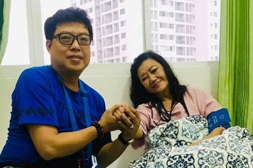 NSND Kim Cương nhập viện cấp cứu vì nhồi máu cơ tim