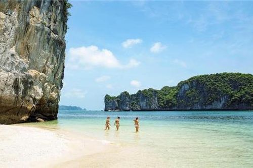 Du lịch Việt Nam hối hả trong cuộc đua đường trường