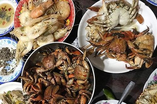 Bắt ba khía đêm