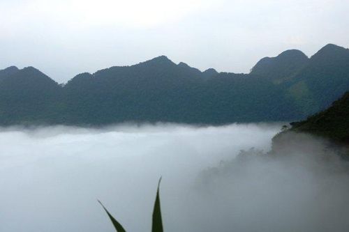Ngắm 'biển mây' tại Cổng trời Quản Bạ ở Hà Giang