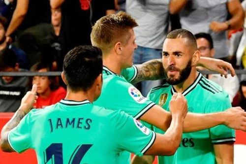 Vẫn là 'gà son' Benzema giải cứu Zidane