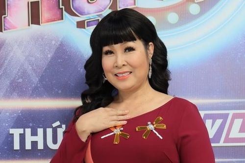 NSND Hồng Vân áp lực khi trở thành giám khảo 'Tinh hoa hội tụ' mùa 2