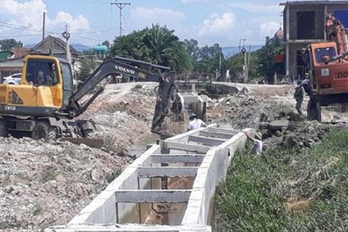 Nghệ An: Người dân 'hoài nghi' về chất lượng công trình tiền tỷ?