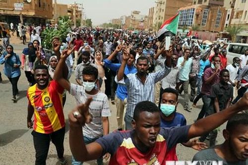Sudan điều tra các vụ bạo lực khiến hàng trăm người thương vong