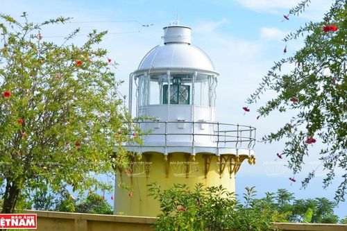 Cổ Tiên Sa - một trong những ngọn hải đăng đẹp nhất ở Việt Nam