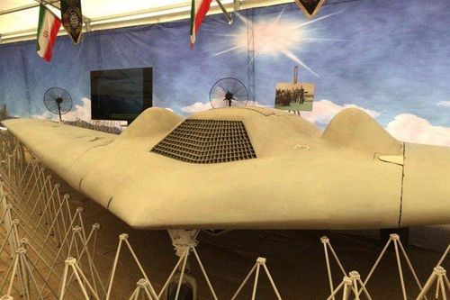 Iran trưng bày một loạt máy bay không người lái Mỹ bị bắn hạ