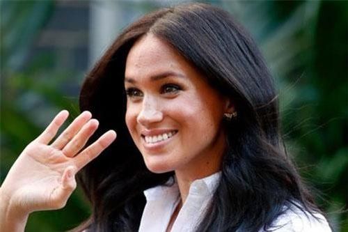 Meghan Markle 'tẩy trắng' quá khứ tiêu xài hoang phí của mình bằng loạt hành động khôn ngoan, bậc thầy xây dựng hình ảnh là đây