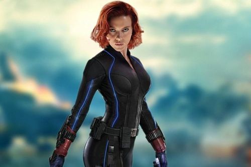 'Góa phụ đen' Scarlett Johansson kiếm tiền giỏi nhất năm