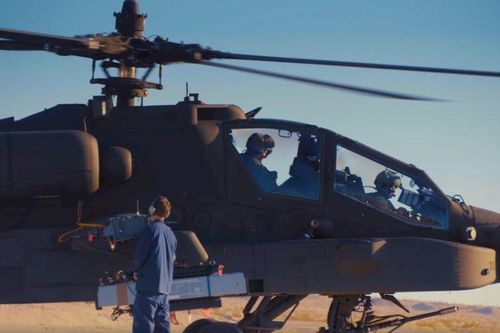 Mỹ thử nghiệm tên lửa Israel cho trực thăng Apache nhằm chống lại Pantsir Nga