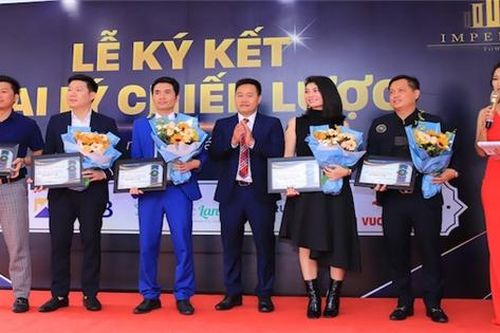 Ký kết hợp tác phân phối dự án Imperium Town Nha Trang
