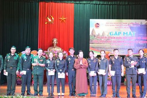 Kỷ niệm 30 năm Quân tình nguyện Việt Nam hoàn thành xuất sắc nhiệm vụ quốc tế ở Campuchia