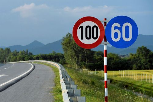 Xe máy chỉ có thể chạy tối đa 40 km/h trong đô thị sau ngày 15/10?