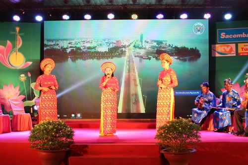 Gần 200 tài tử tham gia Hội thi Đờn ca tài tử Kiên Giang 2019