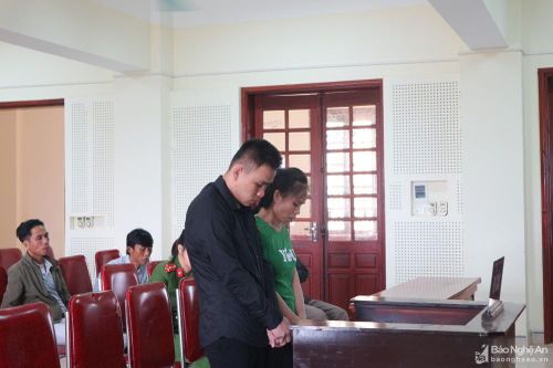 Cặp đôi ở Nghệ An dàn xếp mua bán ma túy cho khách đặt từ Hải Phòng